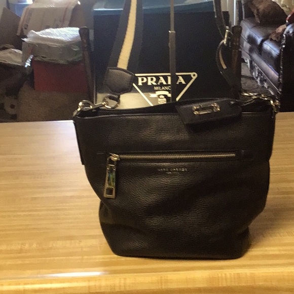 Marc Jacobs Leather Bag - Picture 2 of 7